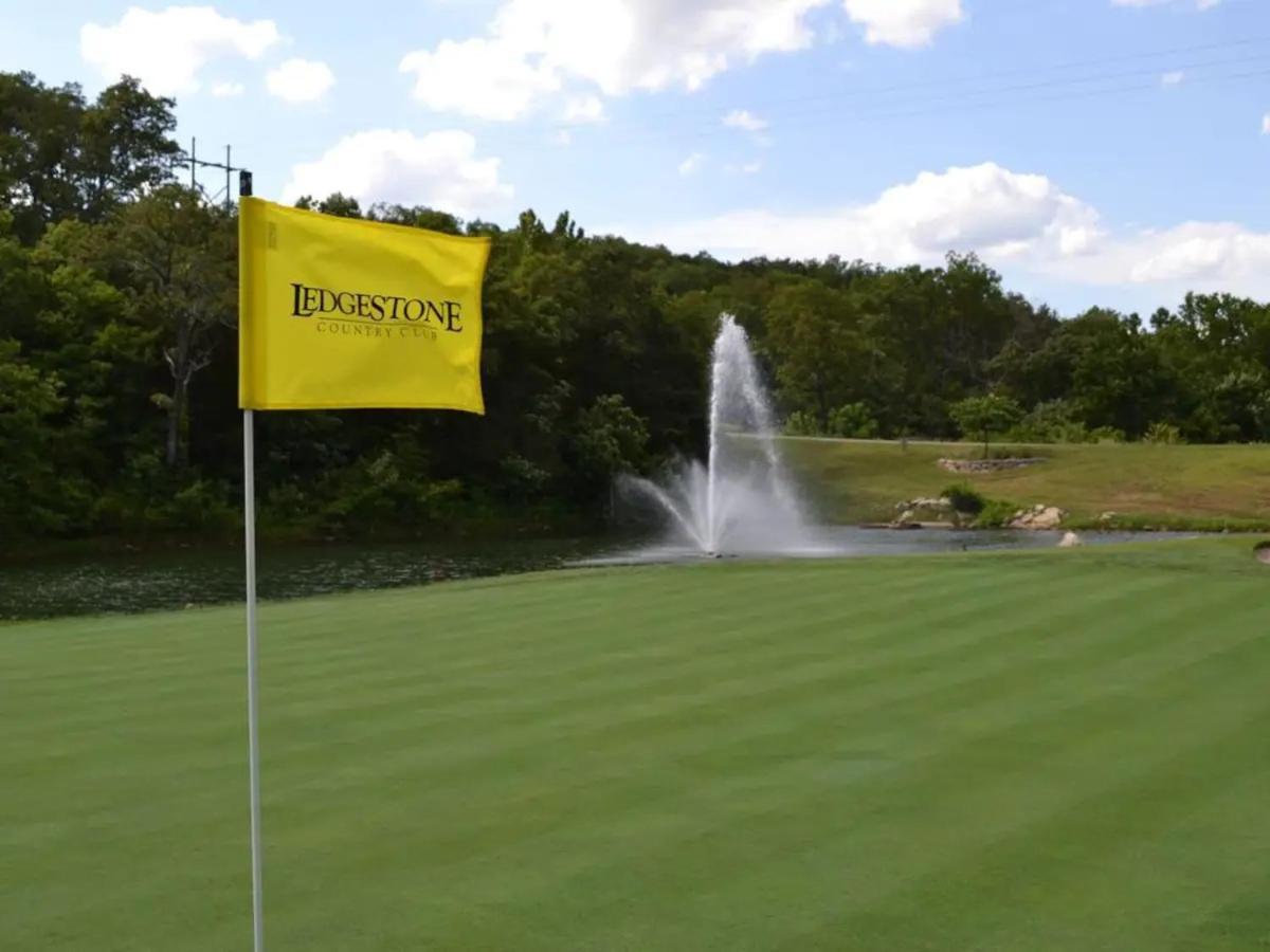 Golf On Site - Walk-In Shower - Jetted Tub - Free Attraction Tickets Included Branson Exterior foto